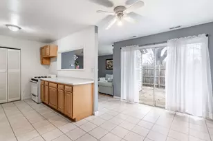 80 Fernwood Dr, Bolingbrook, IL 60440 - Photo 7