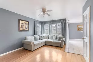 80 Fernwood Dr, Bolingbrook, IL 60440 - Photo 3