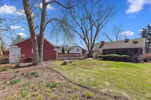 1213 Campbell St, Joliet, IL 60435 - Photo 33