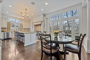 410 Cedar St, Winnetka, IL 60093 - Photo 15