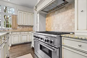 410 Cedar St, Winnetka, IL 60093 - Photo 19