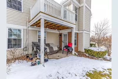 325 Green Knoll Lane #325, Streamwood, IL 60107 - Photo 17