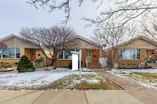 3633 W 58th Pl, Chicago, IL 60629 - Photo 31