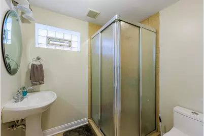 3633 W 58th Place, Chicago, IL 60629 - Photo 25