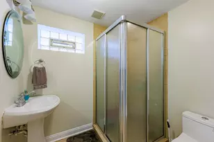 3633 W 58th Pl, Chicago, IL 60629 - Photo 25