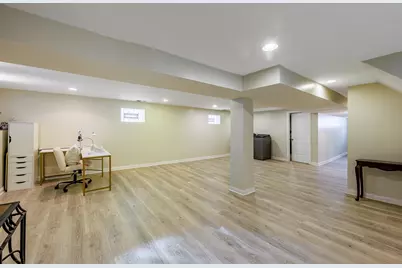 3633 W 58th Place, Chicago, IL 60629 - Photo 19