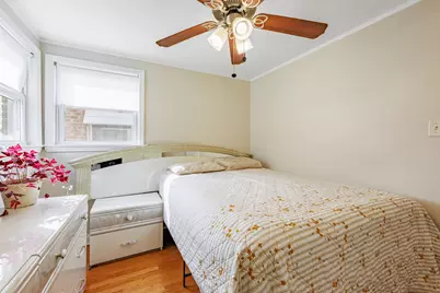 3633 W 58th Place, Chicago, IL 60629 - Photo 17