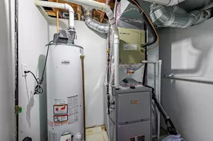 3633 W 58th Pl, Chicago, IL 60629 - Photo 27