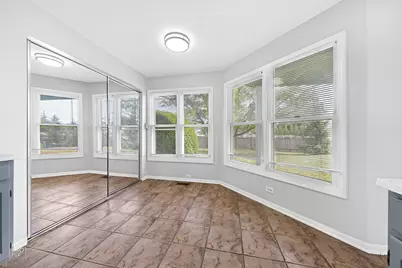 98 Willow Parkway, Buffalo Grove, IL 60089 - Photo 13