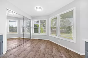 98 Willow Pkwy, Buffalo Grove, IL 60089 - Photo 13