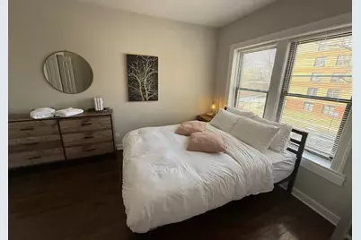 1359 W Touhy Avenue #2N, Chicago, IL 60626 - Photo 11