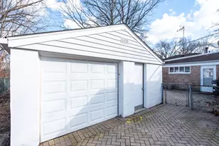 400 7th Ave, Libertyville, IL 60048 - Photo 23