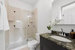 1019 N Winchester Ave, Chicago, IL 60622 - Photo 17