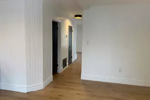 409 Jackson Ave, Saint Charles, IL 60174 - Photo 5