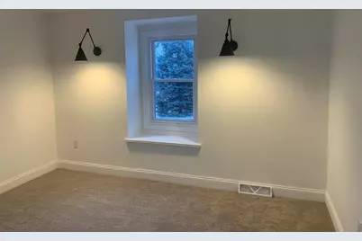 409 Jackson Avenue, Saint Charles, IL 60174 - Photo 19