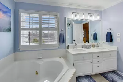 801 Dunhill Court, Gurnee, IL 60031 - Photo 25