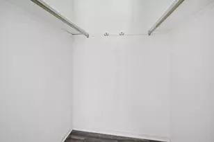 402 Sandalwood Ln, Schaumburg, IL 60193 - Photo 13