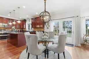 395 S Scott St, Elmhurst, IL 60126 - Photo 11