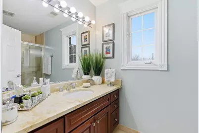 395 S Scott Street, Elmhurst, IL 60126 - Photo 17