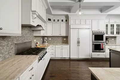 326 E Central Road, Arlington Heights, IL 60005 - Photo 13