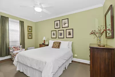 2322 W Farwell Avenue #3W, Chicago, IL 60645 - Photo 13