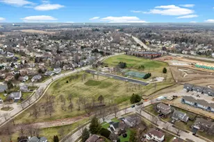 701 Lindsay Ln, West Dundee, IL 60118 - Photo 49