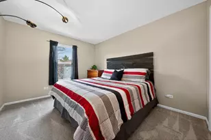 701 Lindsay Ln, West Dundee, IL 60118 - Photo 31