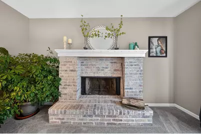 701 Lindsay Lane, West Dundee, IL 60118 - Photo 25