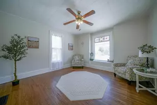 815 Pearl St, Belvidere, IL 61008 - Photo 5