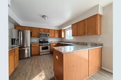 2811 Imperial Valley Trail, Aurora, IL 60503 - Photo 7