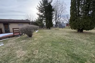 215 Phyllis Ave, Rochelle, IL 61068 - Photo 23