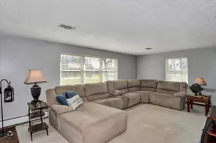 3230 N Glenn Rd, Bourbonnais, IL 60914 - Photo 5