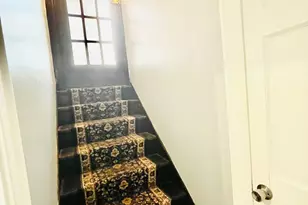 2300 W Granville Ave, Chicago, IL 60659 - Photo 5