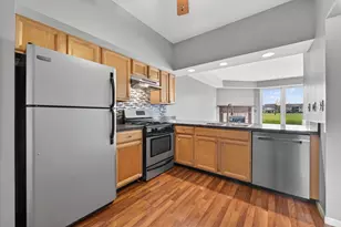 1454 Eagle Ct, Glendale Heights, IL 60139 - Photo 5