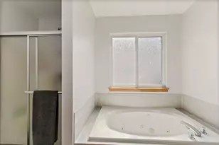 1335 Deerpath Rd, Aurora, IL 60506 - Photo 19