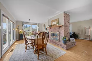 401 East Side Dr, Geneva, IL 60134 - Photo 11