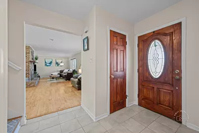 401 E Side Drive, Geneva, IL 60134 - Photo 3