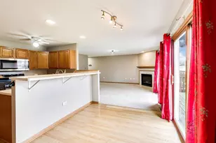 367 Stonington Pl, South Elgin, IL 60177 - Photo 7