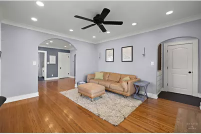 381 Douglas Avenue, Crystal Lake, IL 60014 - Photo 3