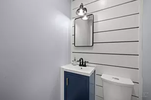 381 Douglas Ave, Crystal Lake, IL 60014 - Photo 15