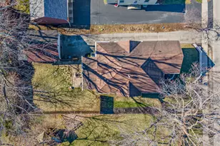 381 Douglas Ave, Crystal Lake, IL 60014 - Photo 29