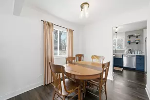 30W240 Leominster Ct, Warrenville, IL 60555 - Photo 5