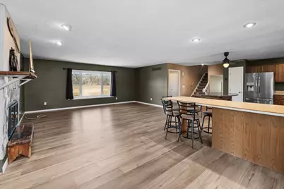 3545 W Harbor Drive, Bettendorf, IA 52722 - Photo 21