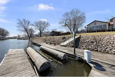 3545 W Harbor Drive, Bettendorf, IA 52722 - Photo 55