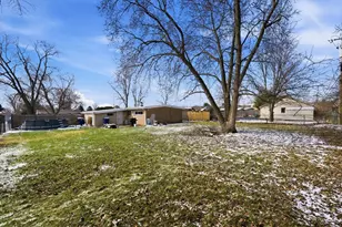 7932 W 98th Pl, Hickory Hills, IL 60457 - Photo 29