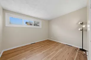 7932 W 98th Pl, Hickory Hills, IL 60457 - Photo 19