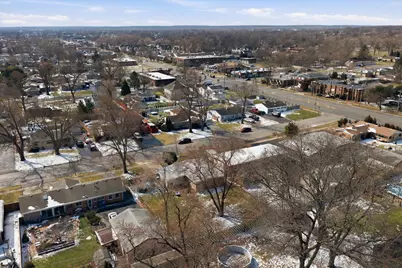 7932 W 98th Place, Hickory Hills, IL 60457 - Photo 27