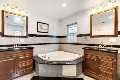 6128 N Kildare Avenue, Chicago, IL 60646 - Photo 15