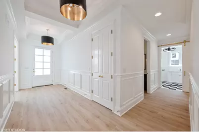 [Address not provided], Willowbrook, IL 60527 - Photo 5