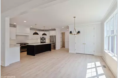 [Address not provided], Willowbrook, IL 60527 - Photo 9